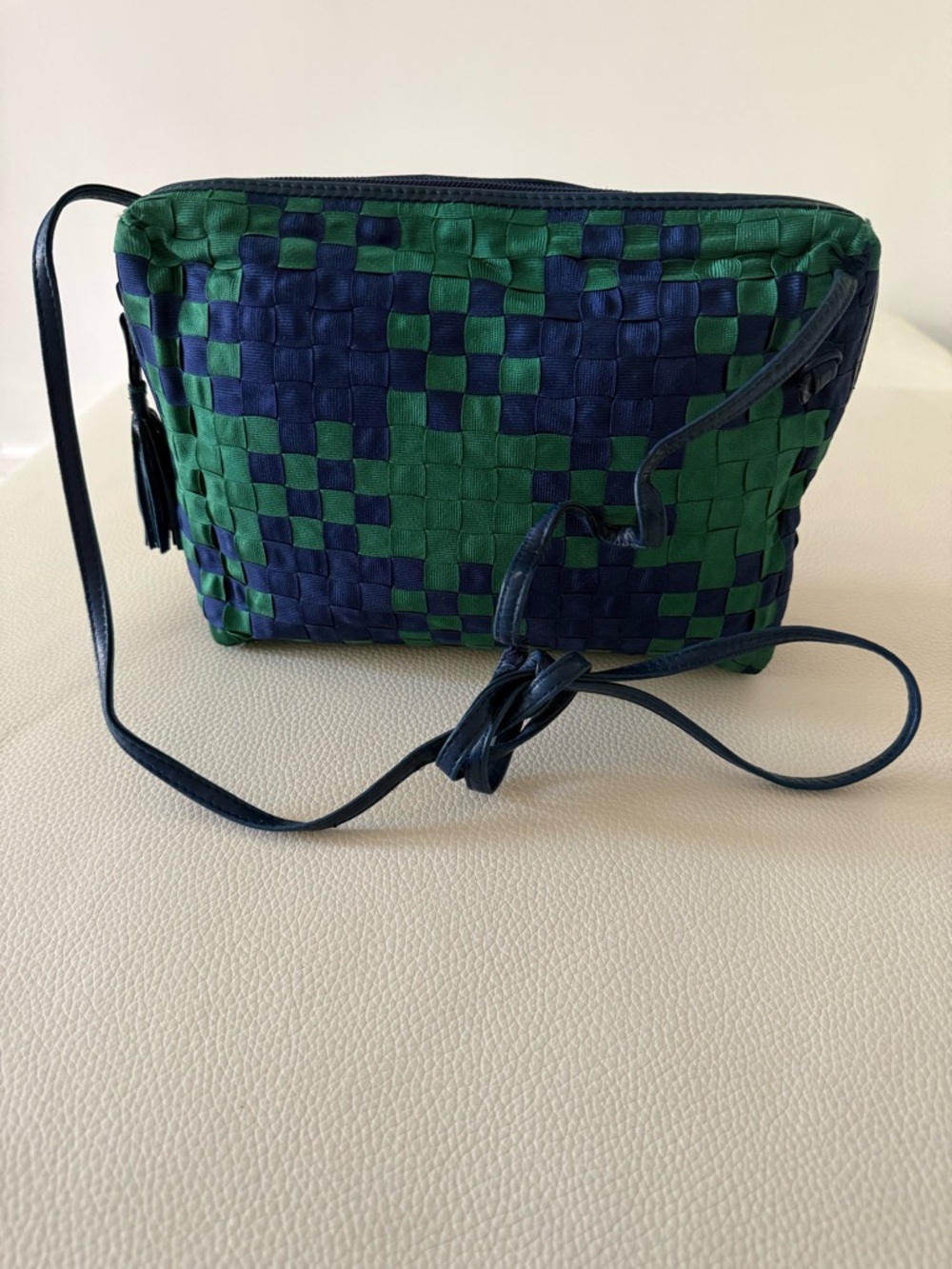 VINTAGE BOTTEGA VENETA RIBBON WOVEN CROSSBODY BAG